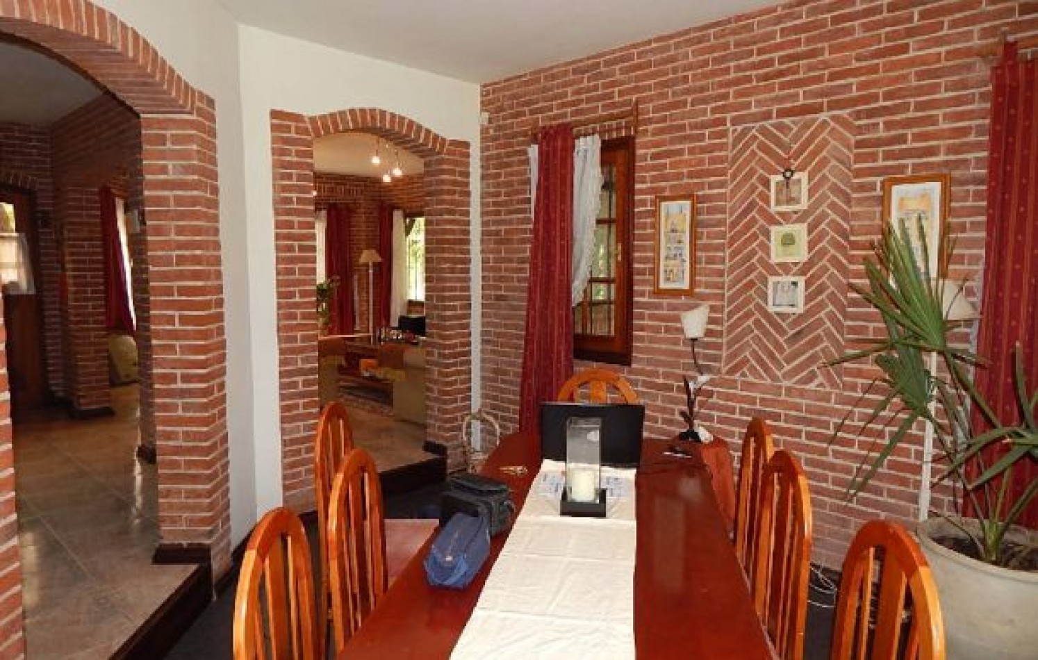ESTUPENDO CHALET ESTILO CLASICO PINAMARENSE. CHALET EN ALQ X TEMP